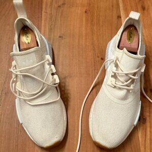 Adidas NMD_R1 'Wonder White Gum' Size 9.5